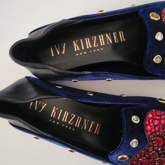 Ivy Kirzhner Embellished Velved sli-on NWOT. - Picture 6 of 9
